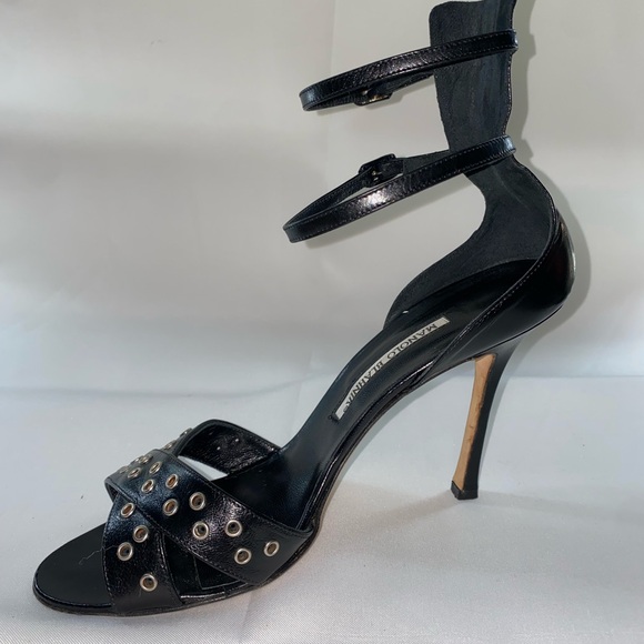 Manolo Blahnik - Picture 4 of 6